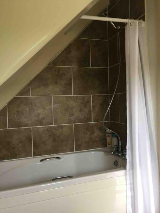 Grove Farm Old Granary, 1St Floor Loft Apartment, Includes Continental Breakfast Lincoln Exterior foto